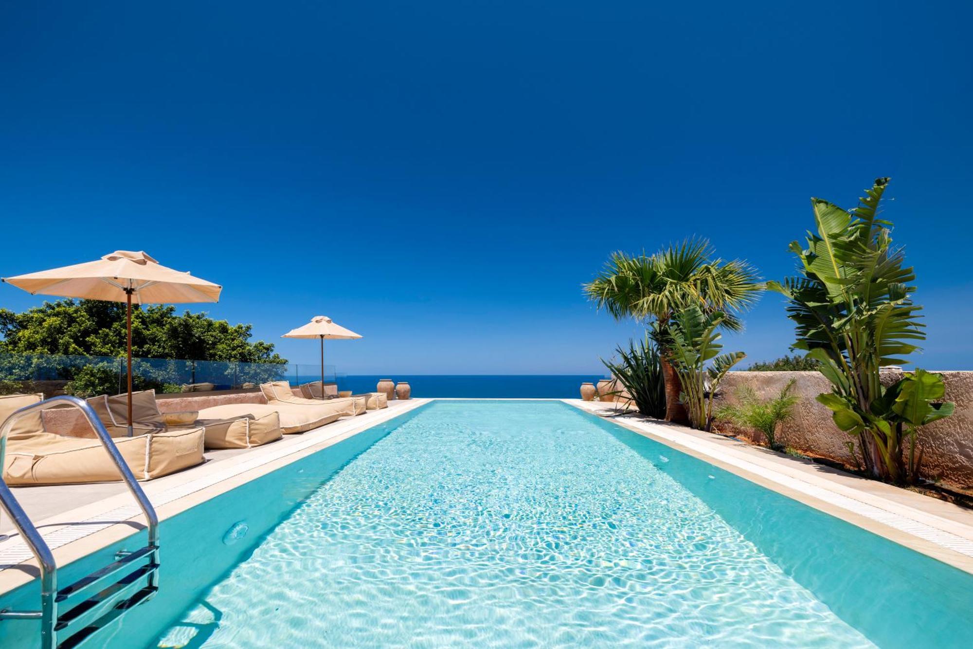 Casa Tequiero, An Ethereal Seaview Retreat, By Thinkvilla ヘルソニソス エクステリア 写真